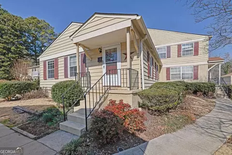 1358 Old Coach Rd SW, Marietta, GA 30008