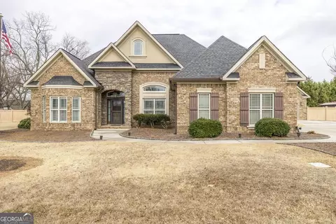 68 Will Way, Byron, GA 31008