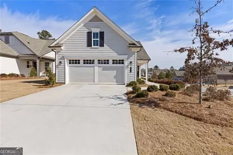 97 Caddo Ct, Hoschton, GA 30548