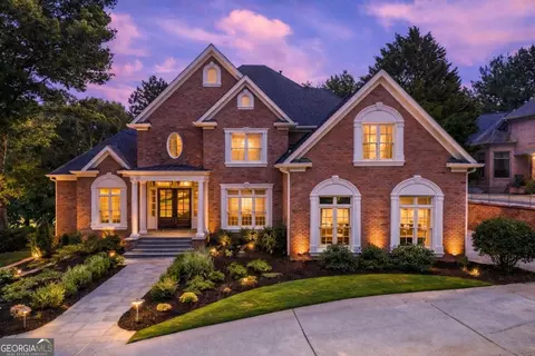 8270 Saint Marlo Fairway Dr, Duluth, GA 30097