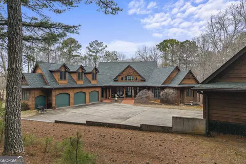 305 Fairplay St, Rutledge, GA 30663