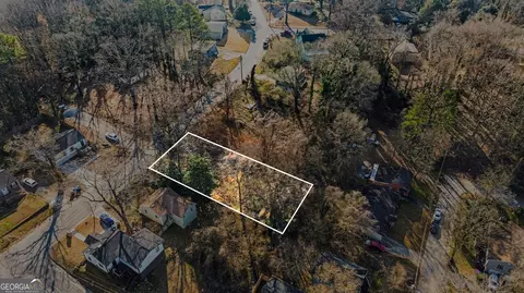 1744 Mary George Ave NW, Atlanta, GA 30318