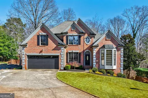 6675 Club Valley Ct, Suwanee, GA 30024