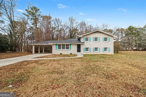 1489 Pine Dr, Atlanta, GA 30349