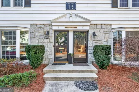 136 Peachtree Memorial Dr NW #7-10, Atlanta, GA 30309