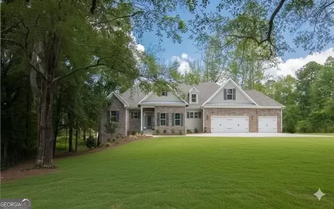 7610 Campground Rd, Cumming, GA 30040