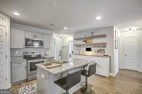 Kitchen - 240 Avalee Rd, Brooks, GA 30205 photo 8 of 8
