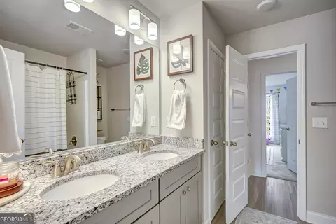 Bath - 240 Avalee Rd, Brooks, GA 30205 photo 1 of 5