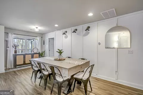 Dining - 240 Avalee Rd, Brooks, GA 30205 photo 1 of 2