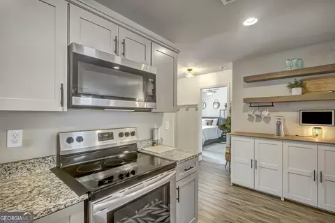 Kitchen - 240 Avalee Rd, Brooks, GA 30205 photo 3 of 8