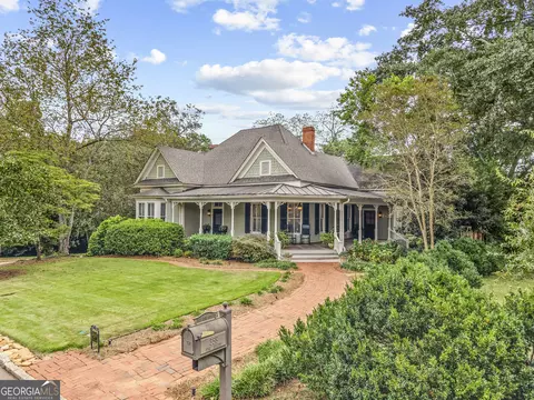 358 Pine St, Madison, GA 30650