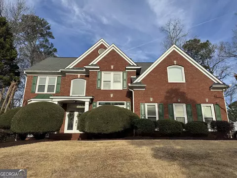 225 Hidden Lake Dr, Fayetteville, GA 30215