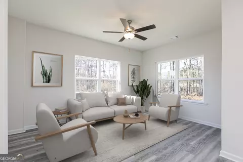 Living - 212 Rooker Dr, Lagrange, GA 30241 photo 1 of 2