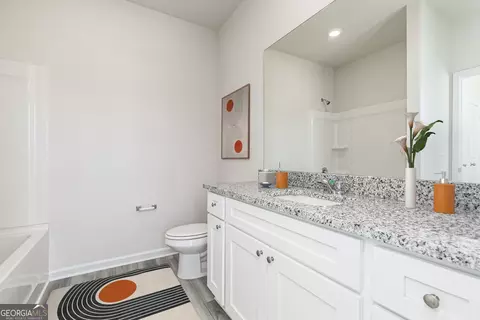 Bath - 212 Rooker Dr, Lagrange, GA 30241 photo 1 of 3
