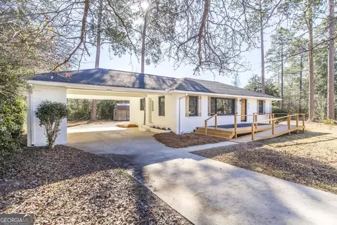 634 Pine Ridge St, Perry, GA 31069