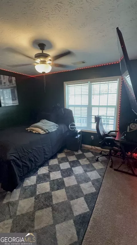 Bedroom - 105 Redwood Dr, Lagrange, GA 30240 photo 2 of 3