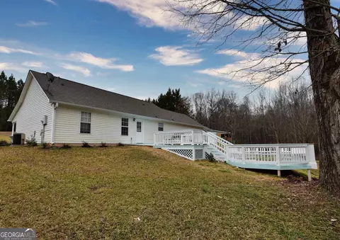 Exterior - 105 Redwood Dr, Lagrange, GA 30240 photo 8 of 8