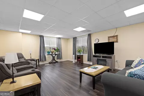 Living - 733 Cherry Rd, Franklin, GA 30217 photo 2 of 2