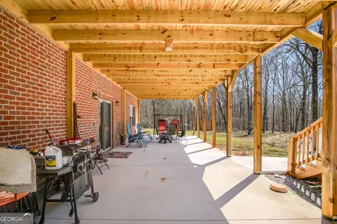 Exterior - 733 Cherry Rd, Franklin, GA 30217 photo 4 of 20