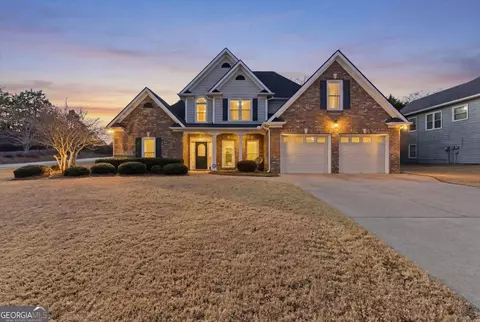 74 Planters Dr NW, Cartersville, GA 30120