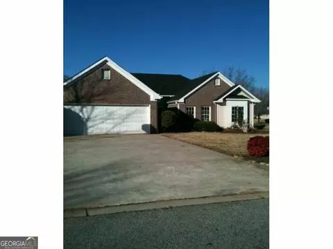 1613 Clairmont Ln SW, Conyers, GA 30094