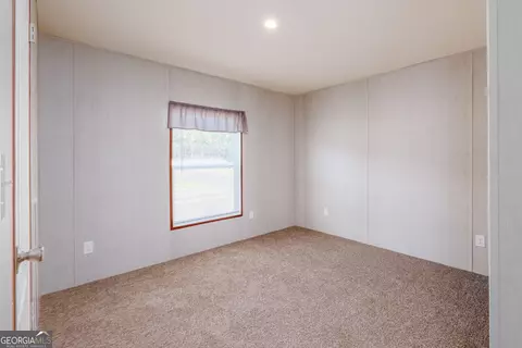 Bedroom - 424 Lb Hall Rd, Garfield, GA 30425 photo 5 of 5