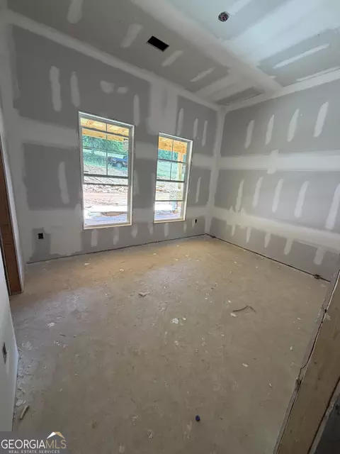 Bedroom - 1000 Foxcroft Dr, Lagrange, GA 30240 photo 2 of 3