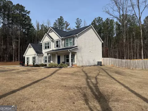 19 Allison Rd, Moreland, GA 30259