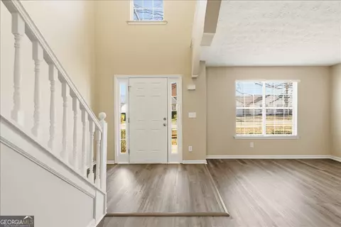 Entry Way - 705 Compton Ln, Mcdonough, GA 30253 photo 2 of 5