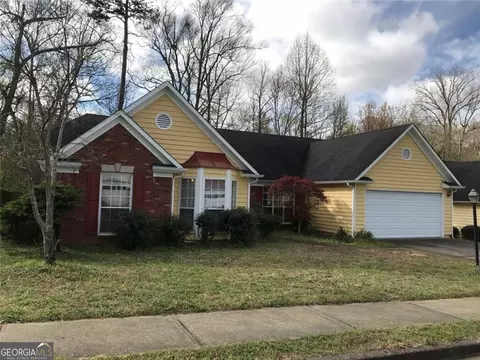 660 Lendl Ln, Lawrenceville, GA 30044