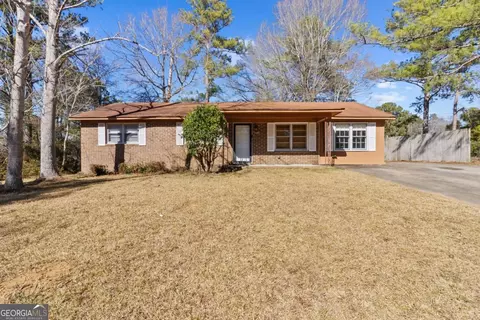 4685 Pinedale Dr, Macon, GA 31206