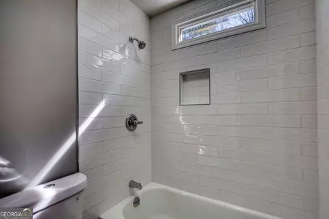 Bath - 1067 Brookview Ln, Hampton, GA 30228 photo 5 of 5