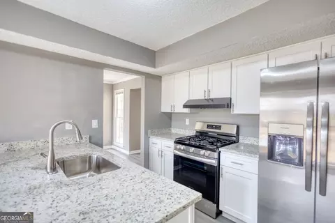 Kitchen - 1067 Brookview Ln, Hampton, GA 30228 photo 1 of 3
