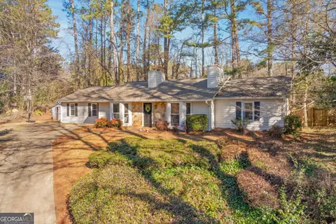 233 Sharney Ln NE, Kennesaw, GA 30144