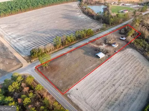 1092 Red Oak Rd, Baxley, GA 31513