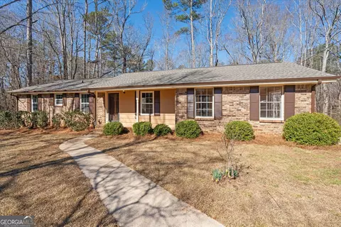 5200 Goldcup Ct, Douglasville, GA 30135