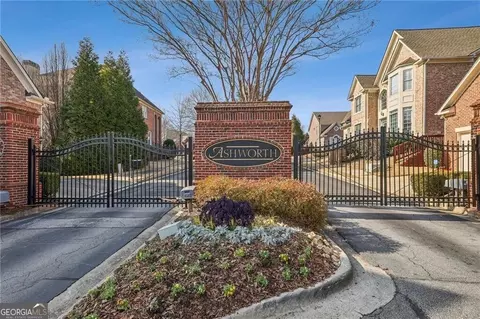 1200 Dunwoody Village Dr, Dunwoody, GA 30338