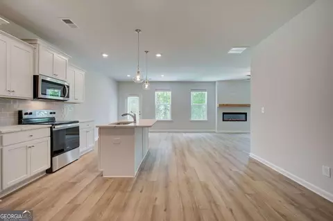 161 Geranium Ln, Covington, GA 30016 photo 7