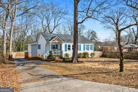 2071 Gober Ave SE, Smyrna, GA 30080