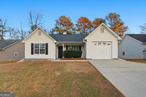 5798 Creekside Dr, Rex, GA 30273