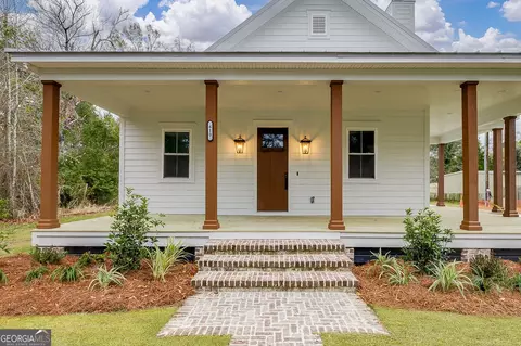 Exterior - 610 N Rogers St, Pooler, GA 31322 photo 4 of 8