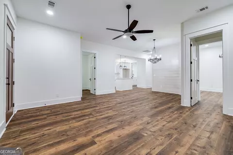 Living - 610 N Rogers St, Pooler, GA 31322 photo 2 of 3