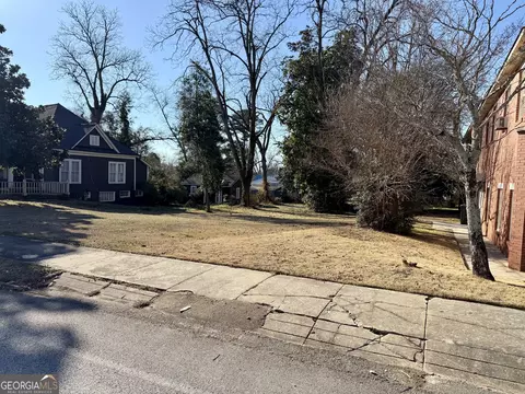 164 S Mcintosh St, Elberton, GA 30635