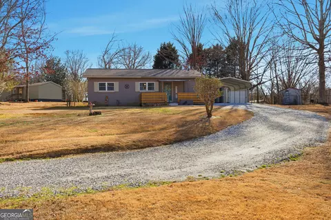 582 Wheeler Cir, Alto, GA 30510