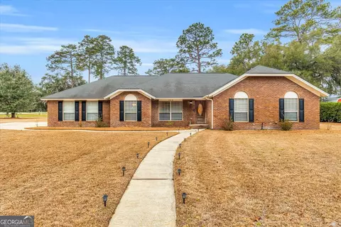 226 Cherokee Trl, Hinesville, GA 31313