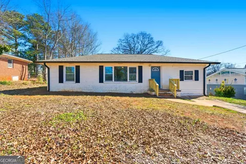 210 N 19th St, Griffin, GA 30223