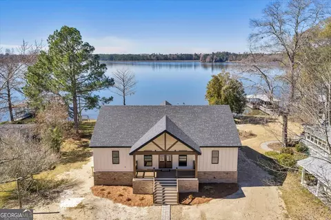 432 Lakeshore Dr, Cordele, GA 31015