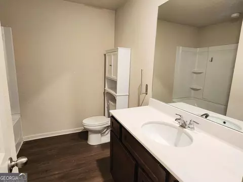 Bath - 2981 Cleburne Ter, Hampton, GA 30228 photo 1 of 1