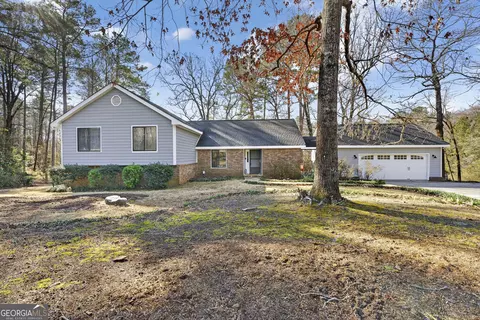 105 Maple Glen Ct, Centerville, GA 31028