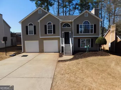 2643 Lake Park Bnd, Acworth, GA 30101